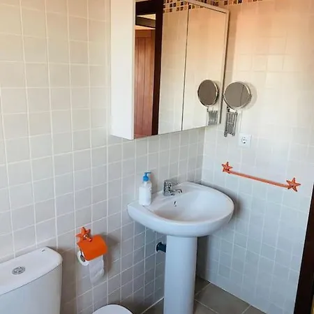 Apartamento 2bdr 0.9m From *