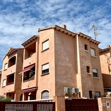 2bdr 0.9m From Lägenhet Torrevieja
